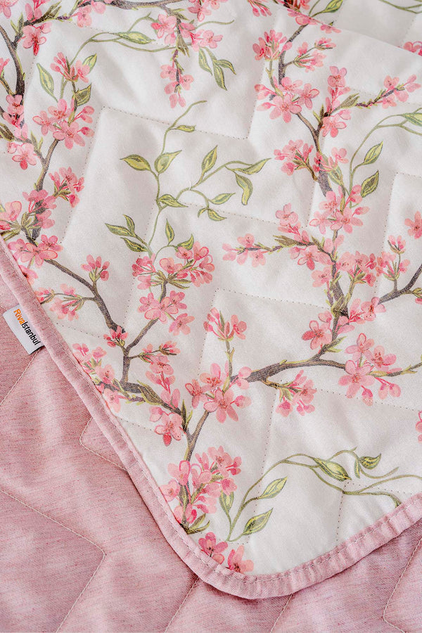 Sakura Kapitone Çift Kişilik Pamuklu Pike & Çok Amaçlı Yatak Örtüsü