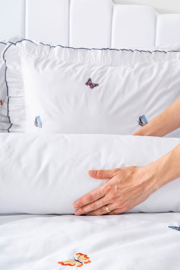 Kelebekli Outlet Çift Kişilik Nakışlı %100 Pamuklu Nevresim Takımı & Çeyiz Seti