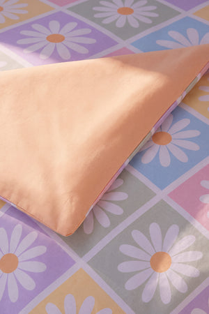 Candy Bloom Nefes Alan Pamuklu Çift Kişilik Nevresim Takımı - desen ve astar kumaş detayı