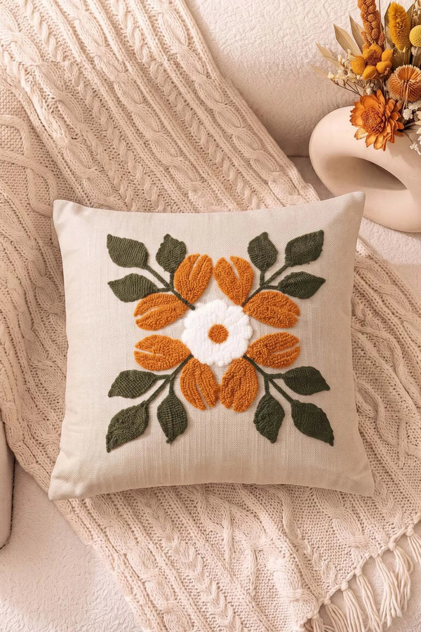 Turuncu Lilya Desenli Punch Dekoratif Kırlent Kılıfı