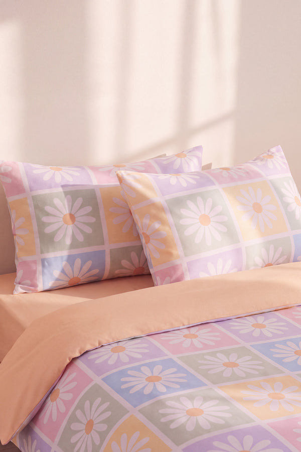 Candy Bloom Nefes Alan Pamuklu Çift Kişilik Nevresim Takımı - yastık ve astar yakın çekim