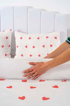 Kırmızı Kalpli Outlet Çift Kişilik Nevresim Takımı Pamuklu