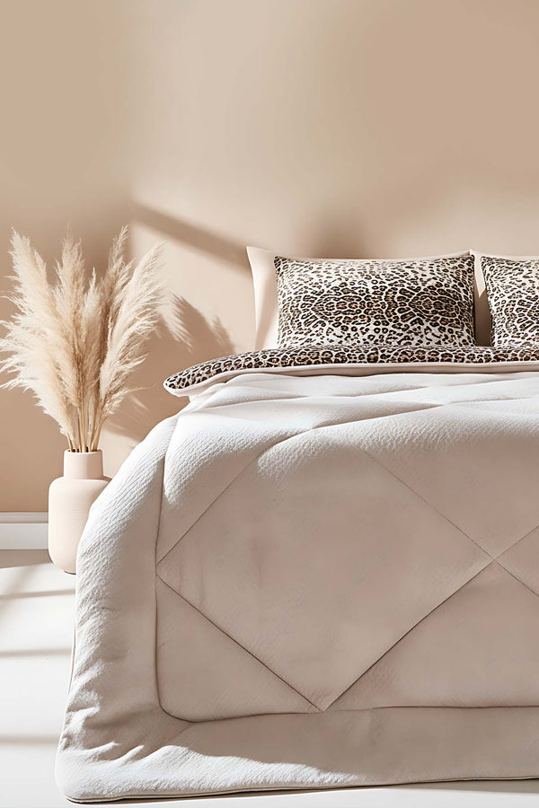 Bej Leopar Loura Çift Kişilik Çift Taraflı Lüx Wellsoft Yorgan Seti 195x215 cm