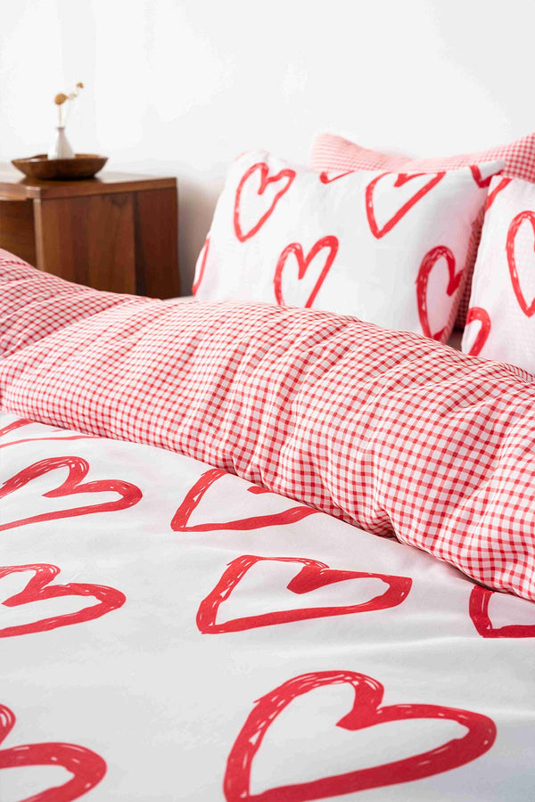Ekose Kırmızı Kalpler Çift Kişilik Outlet Nevresim Takımı Pamuklu