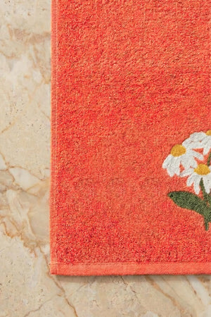 Büyük Papatya Nakışlı %100 Pamuklu 5'li Havlu Seti 50x90 cm