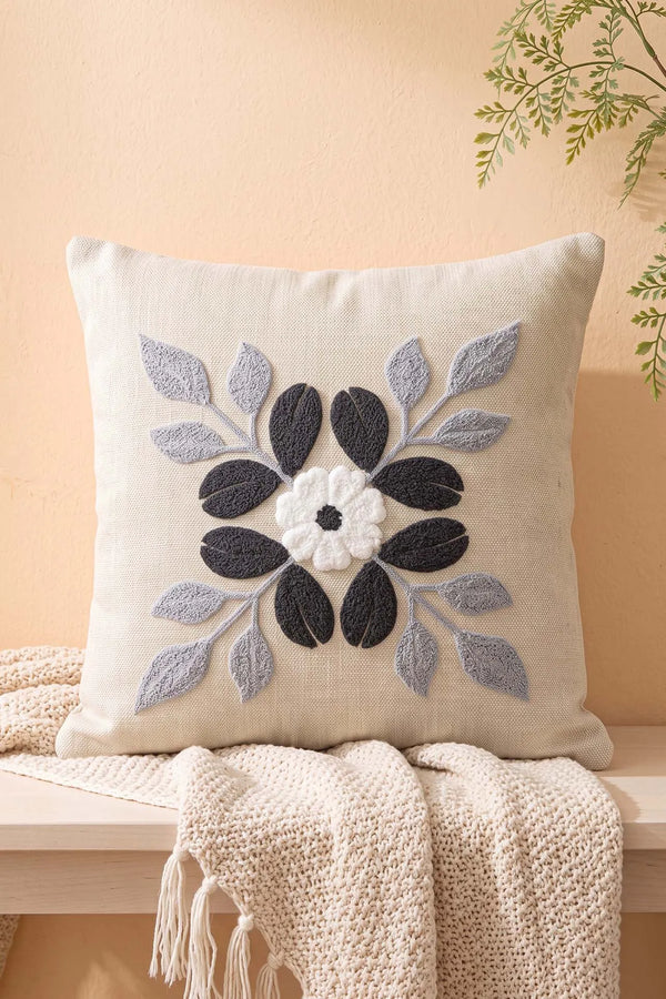 Gri Lilya Desenli Punch Dekoratif Kırlent Kılıfı