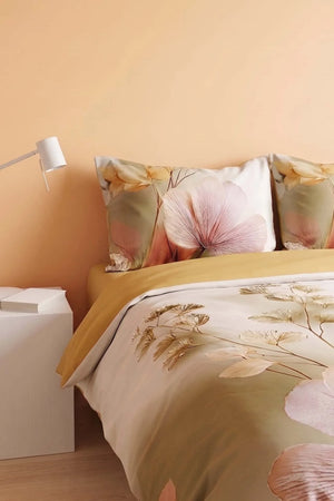 Gold Eloni 3D Flower Çift Kişilik Nevresim Takımı – 4 Parça