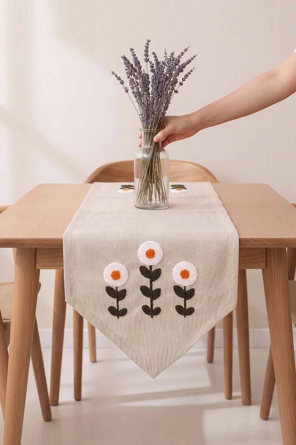 Daisy Cream Kasso Punch İşlemeli Runner 35x110 cm