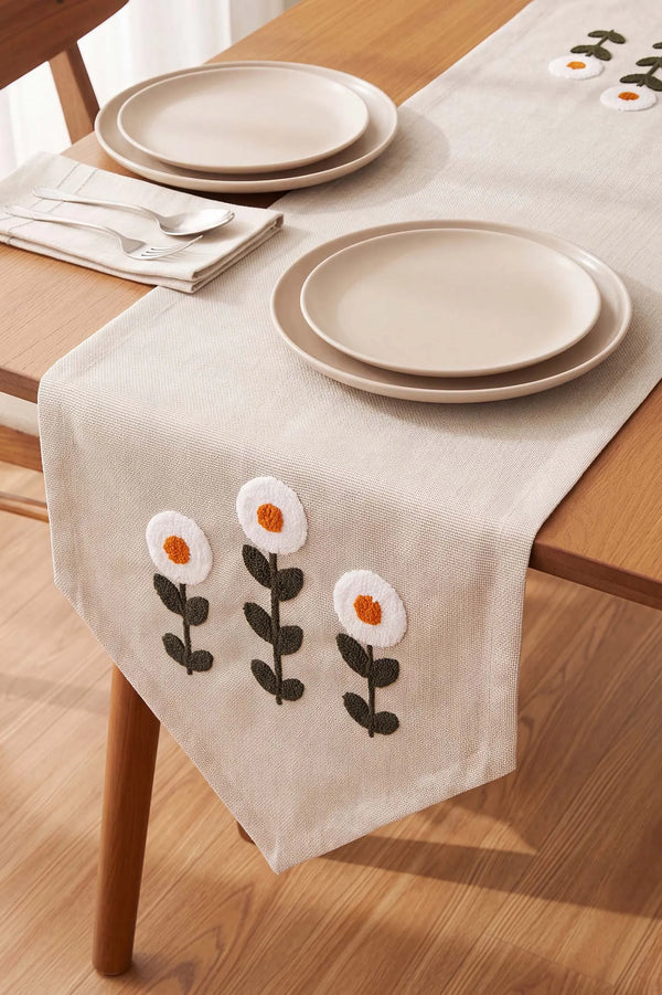 Daisy Cream Kasso Punch İşlemeli Runner 35x110 cm
