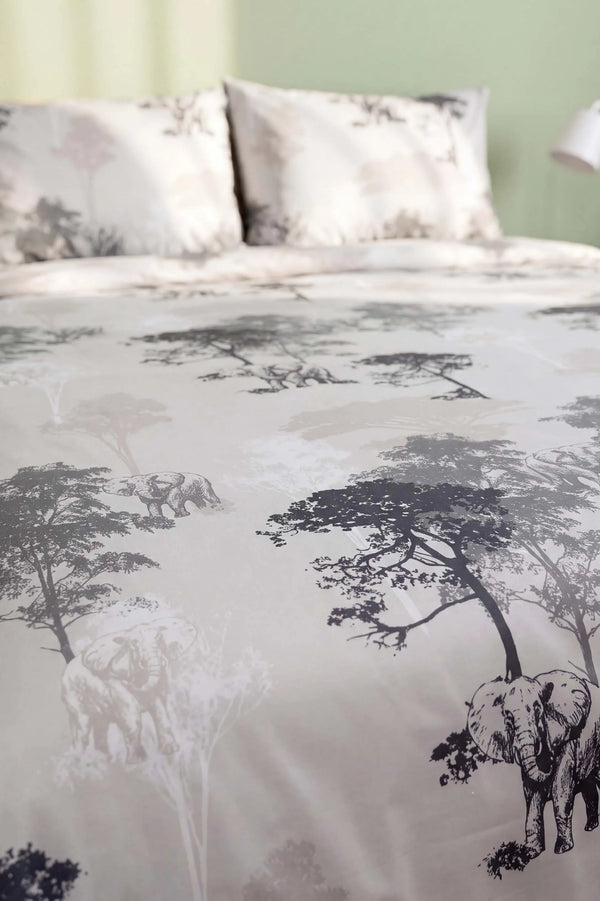 Simple Elegance Ranforce Çift Kişilik Nevresim Takımı – 4 Parça