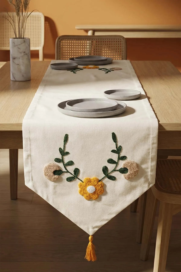 Sarı Papatya Punch İşlemeli Runner 35x140 cm