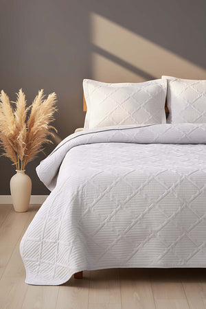 Edda Gri Nakışlı Çift Kişilik Yatak Örtüsü Takımı 3 Parça Uyku Seti