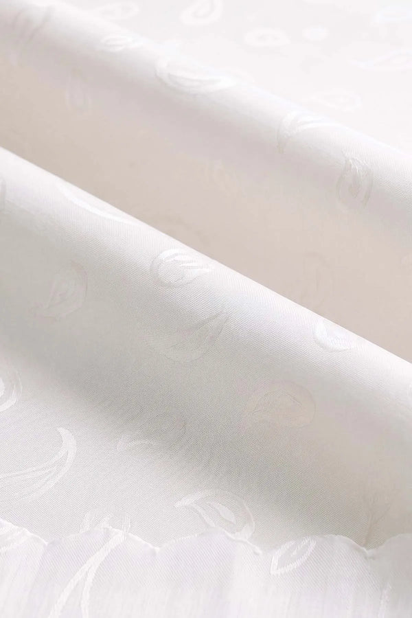 Beyaz Damla Desen Sıvı İtici Leke Tutmaz Masa Örtüsü 160x220 cm – görsel 4