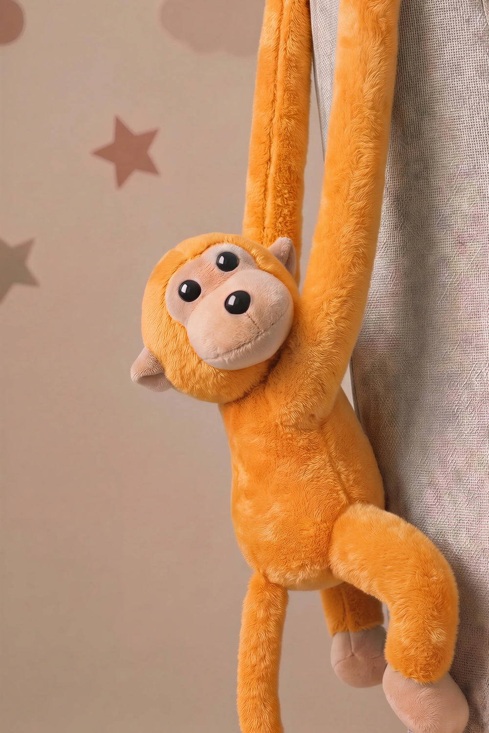 Turuncu Elleri Yapışabilen Maymun Peluş Oyuncak
