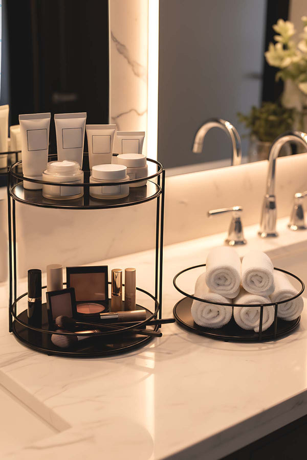 Siyah Metal Düzenleyici Stand