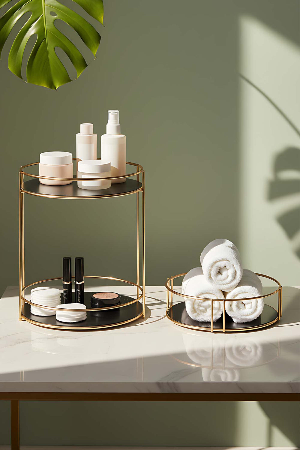 Gold Metal Düzenleyici Stand