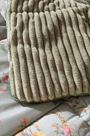 Begonvil Outlet Çift Kişilik Tresa Uyku & Çeyiz Seti