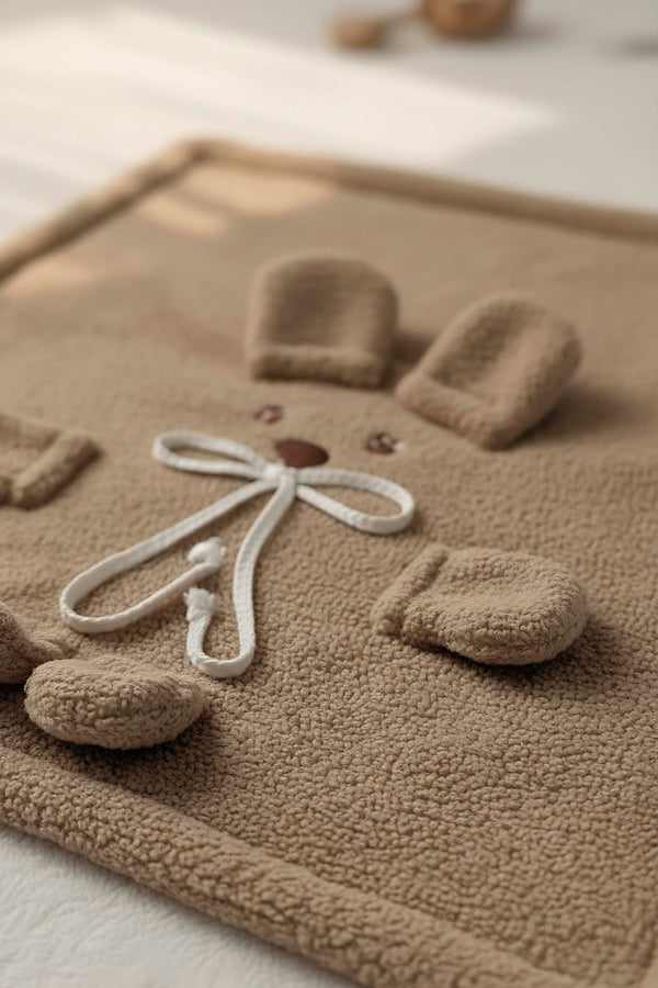 Ayıcık Figürlü Kahverengi Peluş Bebek Battaniyesi