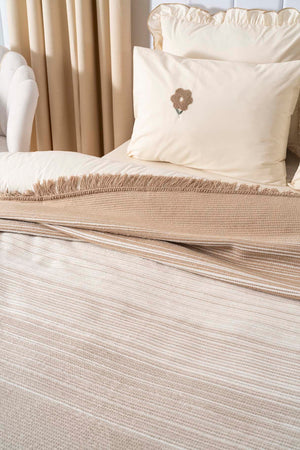 Veloura Bej Çift Kişilik Püsküllü Battaniye