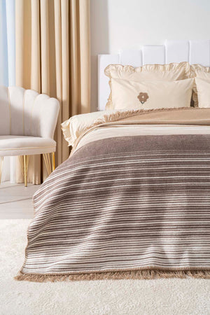 Veloura Bej Çift Kişilik Püsküllü Battaniye