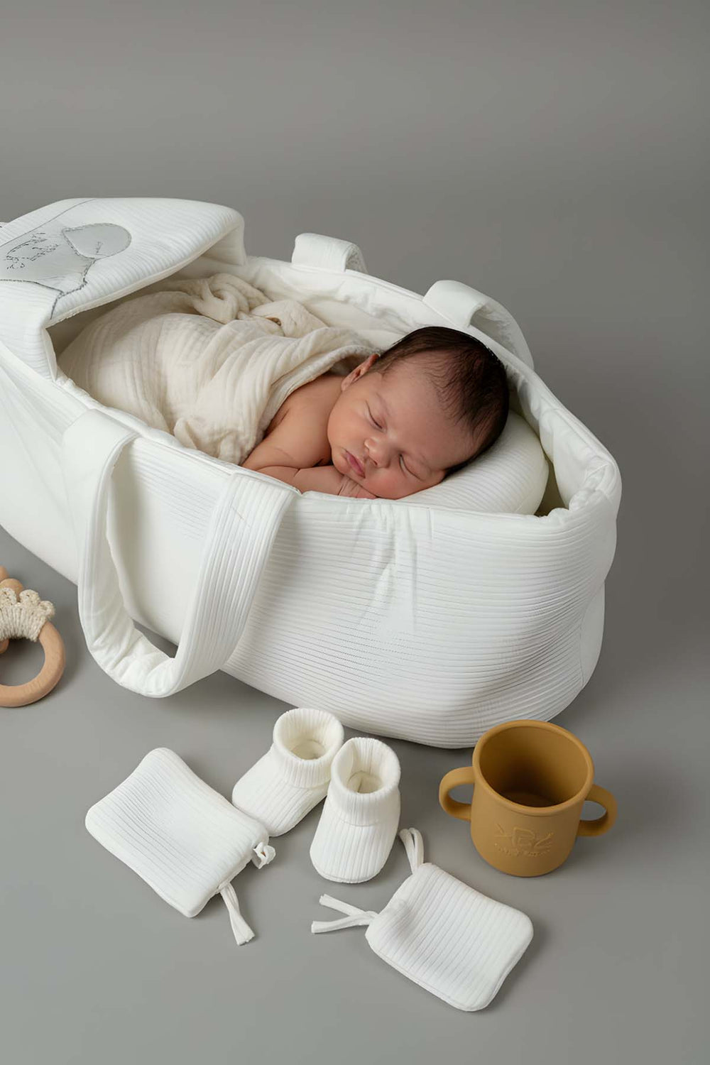 Tavşan Kulaklı Bebek Taşıma Çantası