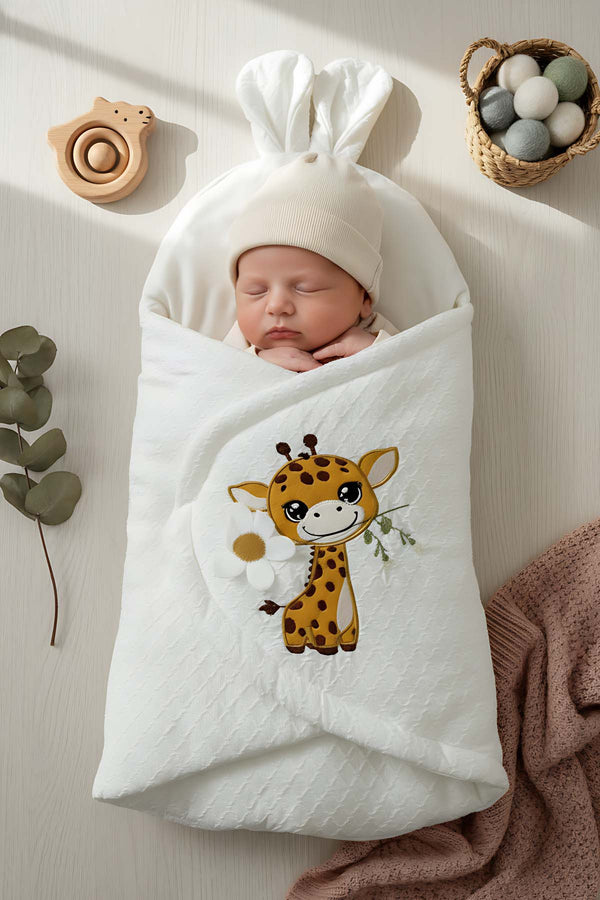 Zürafa Kulaklı Bebek Kundağı