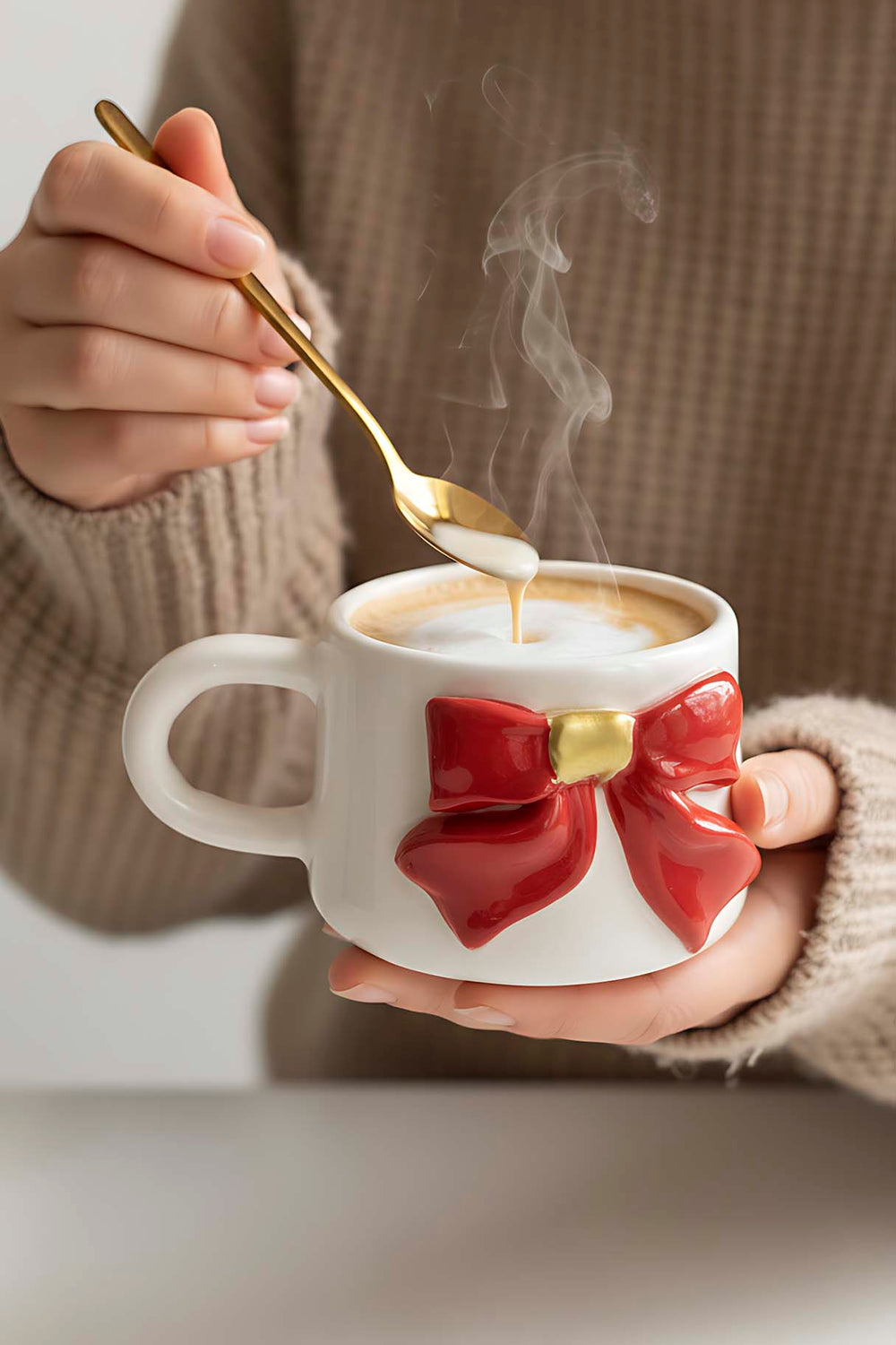 Kurdele Amore 24 K Altın Süslemeli El Yapımı Yılbaşı Hediyesi Seramik Double Kahve Fincanı, Mug, Kupa