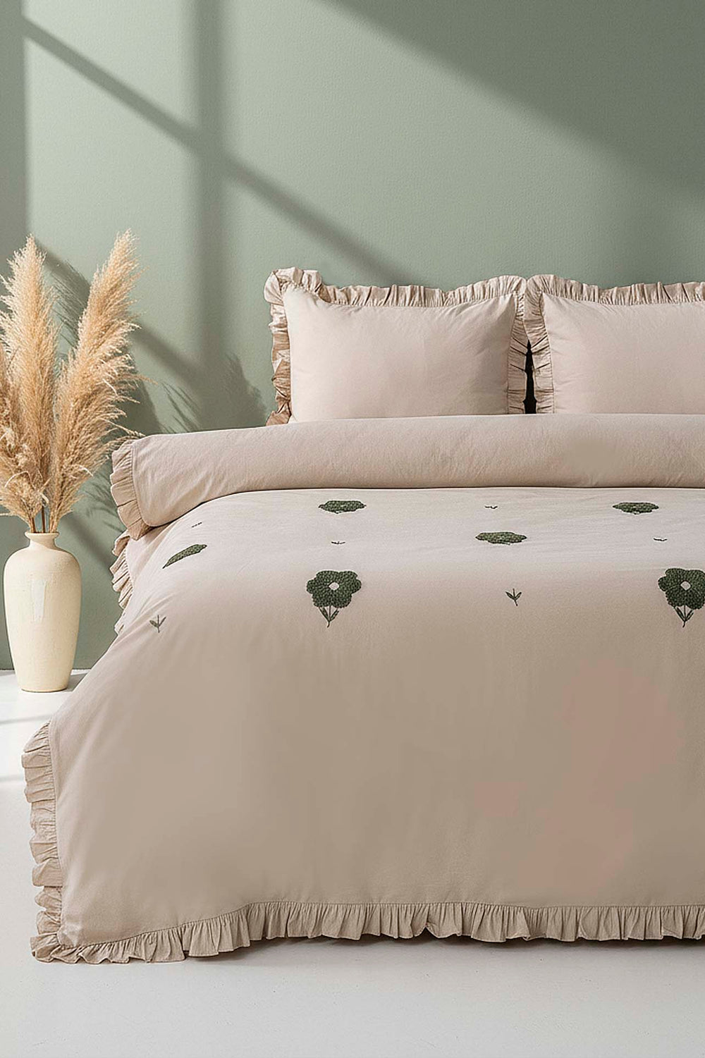 Florita Cappuccino Çift Kişilik Nakışlı %100 Pamuklu Nevresim Takımı – 4 Parça