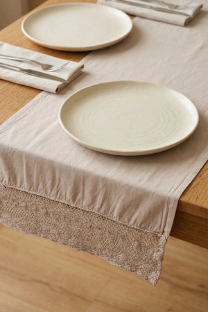 Gri Lacy Pamuklu Dantelli Runner 40x150 cm – görsel 3