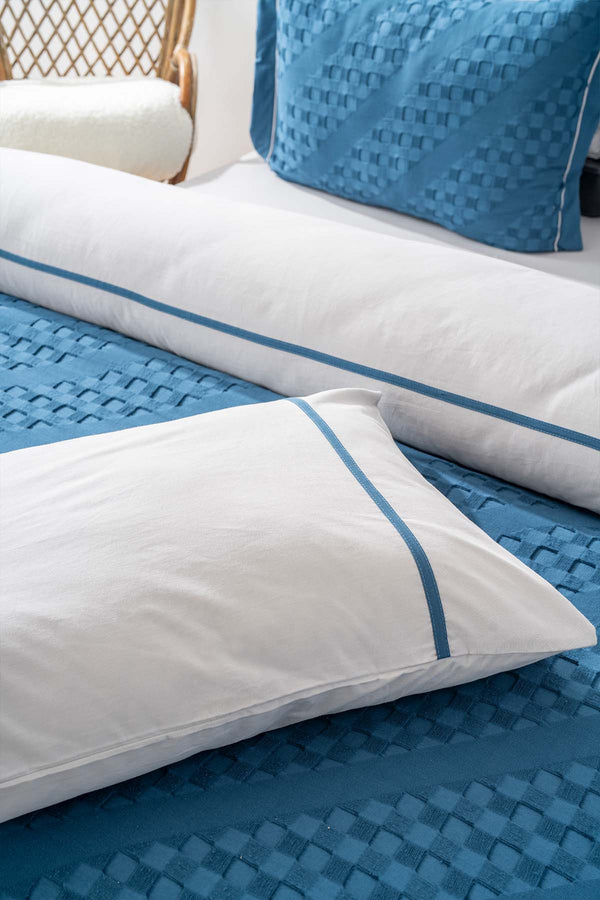 Helen Petrol Mavi Çift Kişilik Nevresimli Yatak Örtüsü - 7 Parça Çeyiz Seti