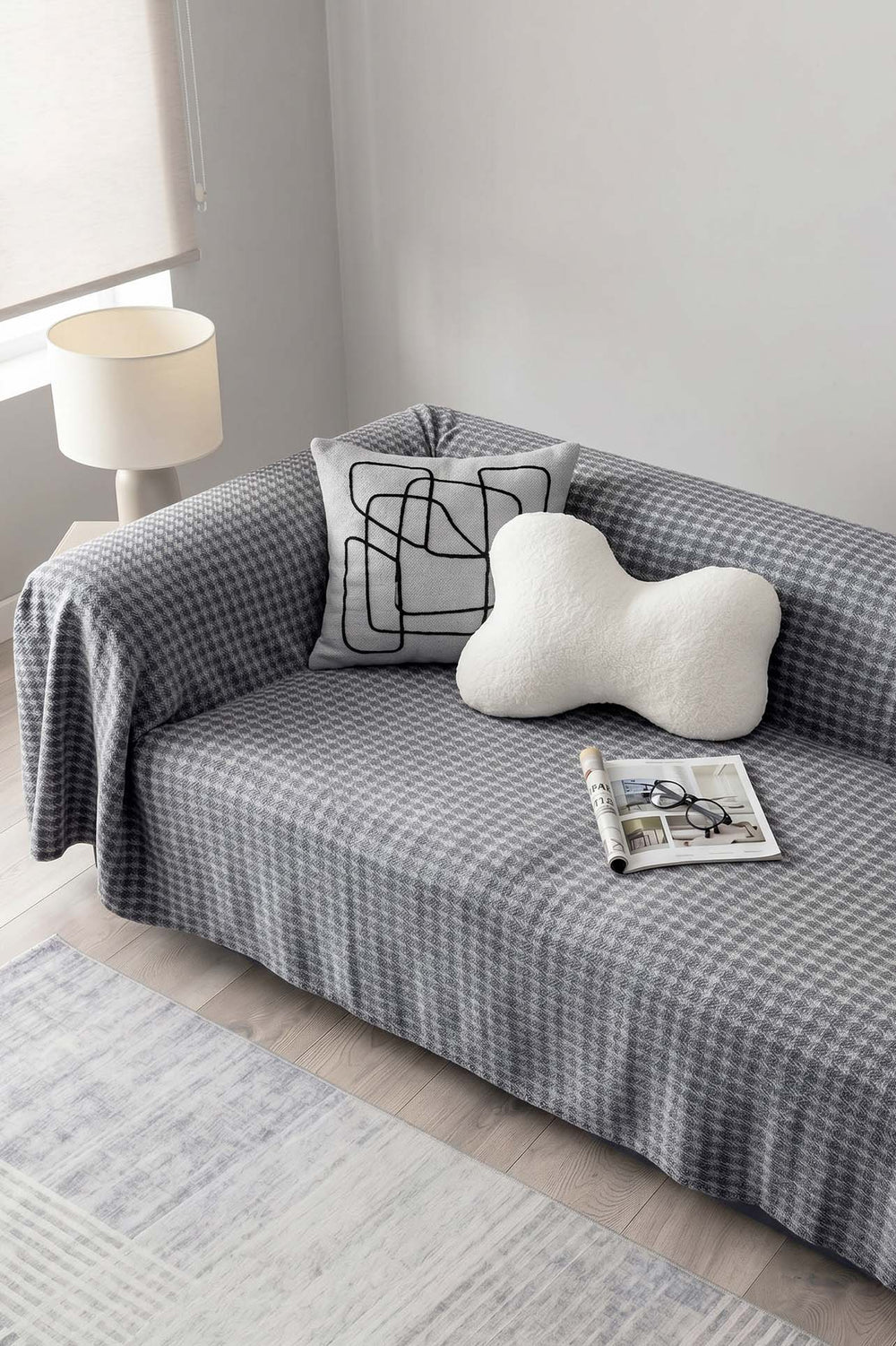 Antrasit Pötikare Desenli Polarlı Yumuşak Dokulu Koltuk Örtüsü 170x210 cm
