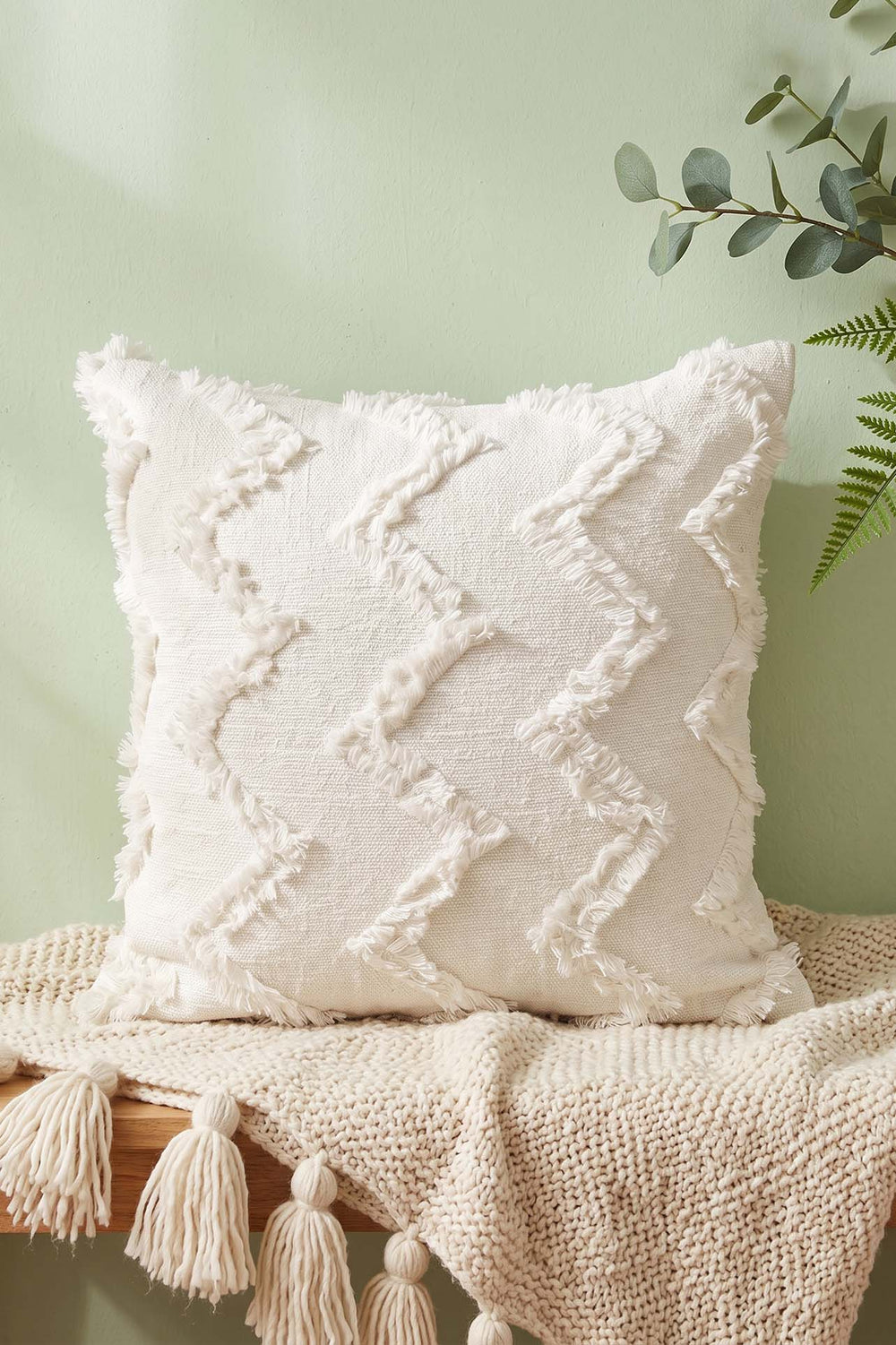 Krem Zigzag Desenli Kabartma Dokulu Dekoratif Kırlent Kılıfı