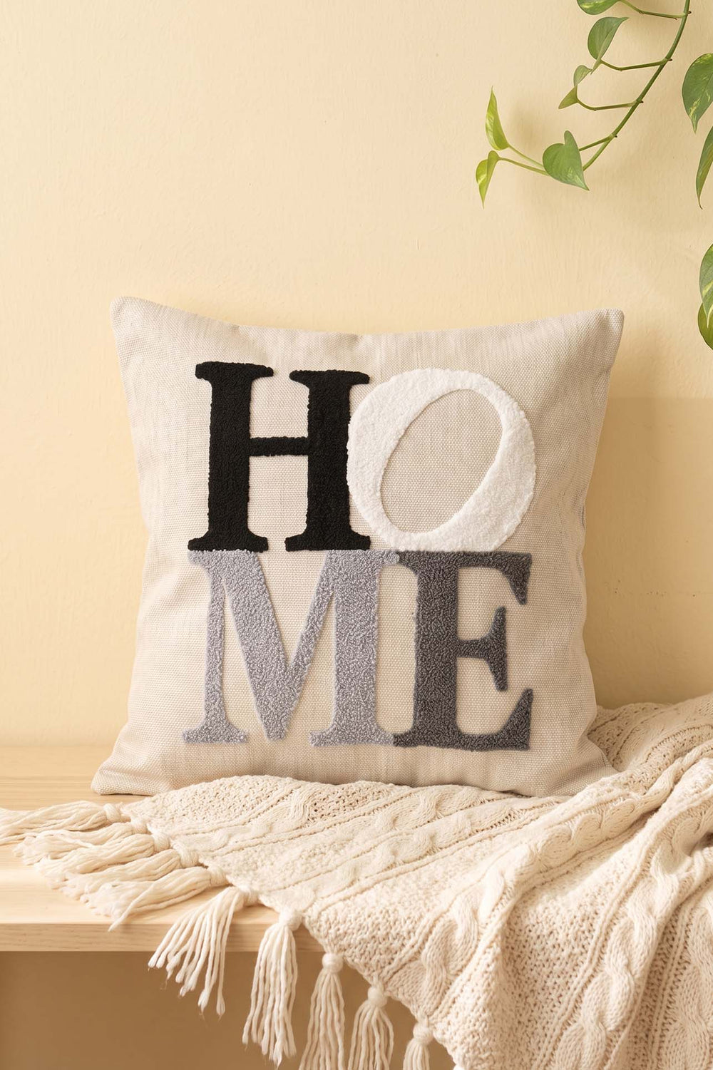 Home Yazılı Punch Dekoratif Kırlent Kılıfı