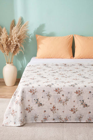 Yeşil Kır Çiçeği Desenli Çift Kişilik Baskılı Pike & Yatak Örtüsü 200x230 cm