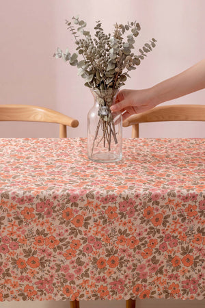 Pembe Bahar Dertsiz & Kolay Temizlenir Fırfırlı Masa Örtüsü 145x200 cm