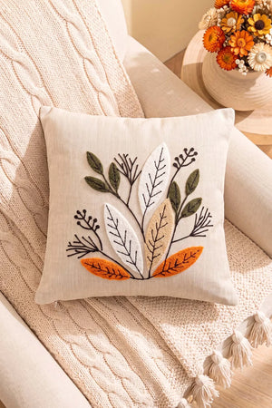 Turuncu Botanik Yaprak Desenli Punch Dekoratif Kırlent Kılıfı