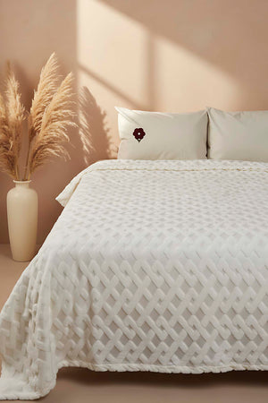 Leona Jakarlı Raşel Geometrik Outlet Çift Kişilik Punch Yatak Örtüsü