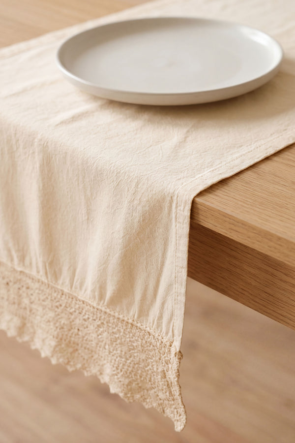Krem Lacy Pamuklu Dantelli Runner 40x150 cm