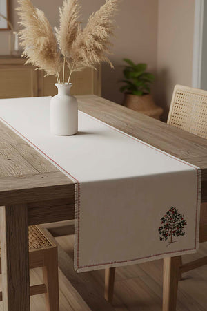 Çam Ağacı Nakışlı Hasır Görünümlü Kenarları Püsküllü Runner 40x115 cm