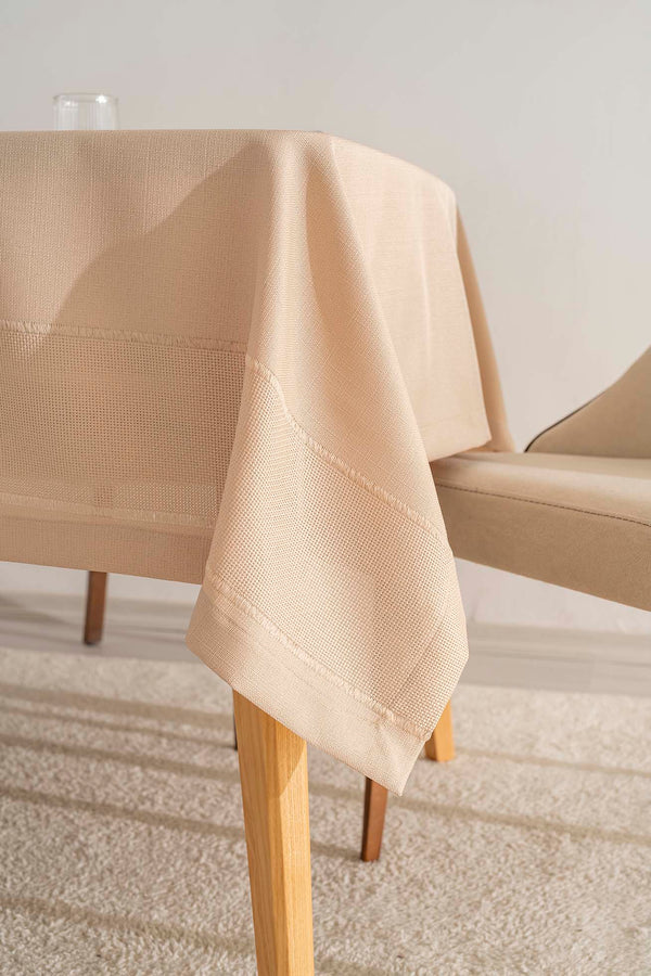 Nora Bej Zarf Köşe Masa Örtüsü 150x220 cm