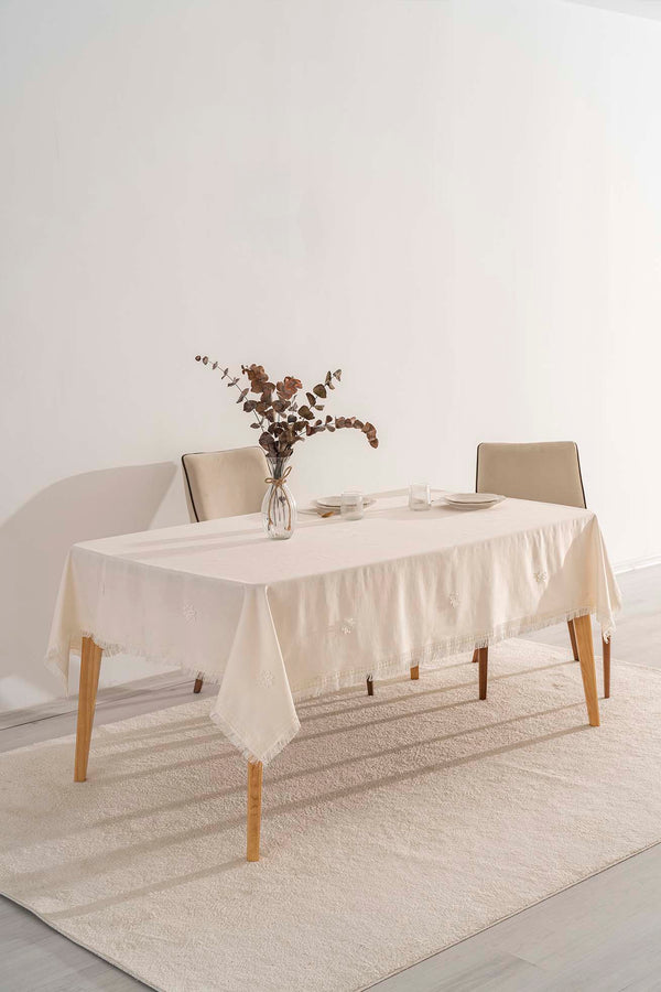 Silvio Krem Güpür Çiçekli Masa Örtüsü 160x220 cm