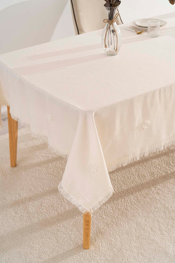 Silvio Krem Güpür Çiçekli Masa Örtüsü 160x220 cm
