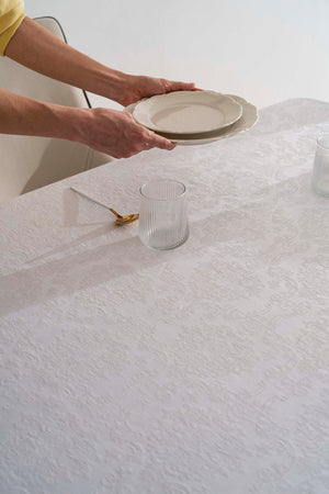 Damascus Beyaz Masa Örtüsü 160x220 cm