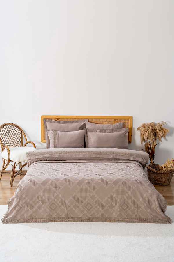 Freya Vizon Güpürlü Çift Kişilik Nevresimli Pike Seti - 7 Parça Çeyiz Seti