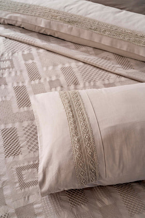 Freya Vizon Güpürlü Çift Kişilik Nevresimli Pike Seti - 7 Parça Çeyiz Seti