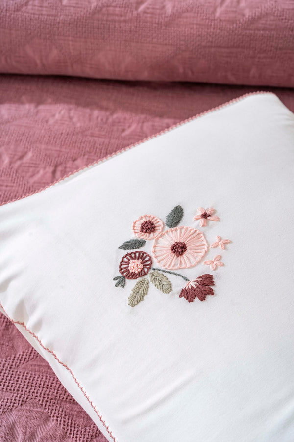 Felix Rose Nakışlı Çift Kişilik Pike Takımı 4 Parça Uyku & Çeyiz Seti