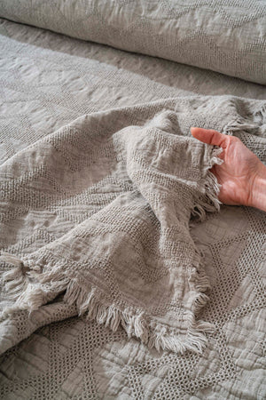 Felix Taş Çift Kişilik Nakışlı 4 Parça Pike & Çeyiz Seti Pamuklu