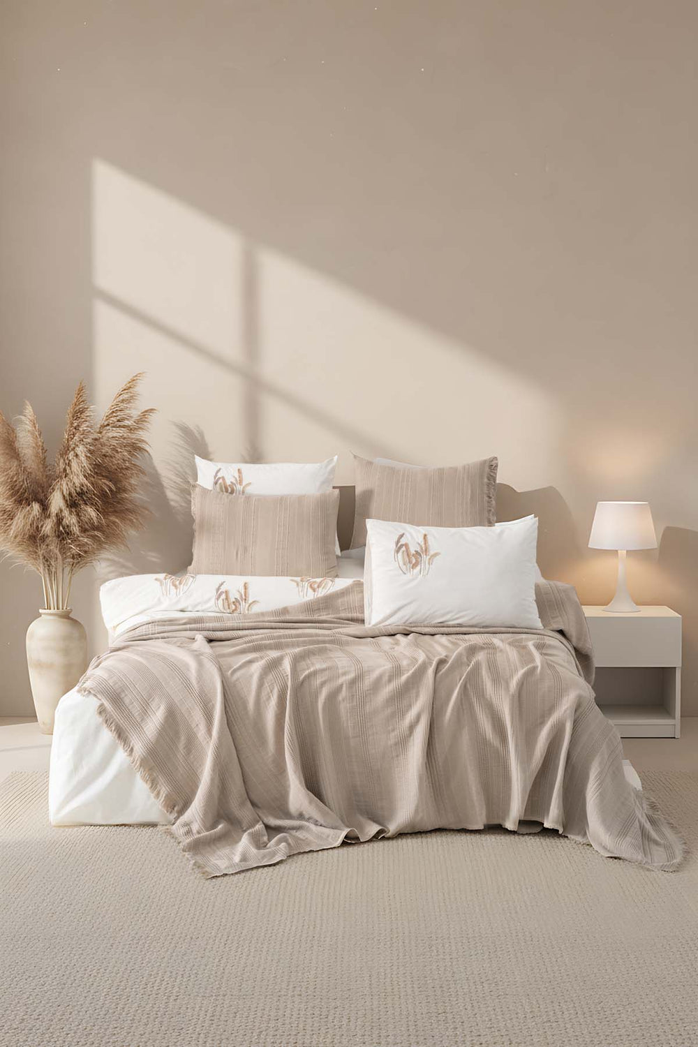 Arya Vizon Nakışlı Çift Kişilik %100 Pamuklu Nevresimli Pike Seti - 7 Parça Çeyiz Seti