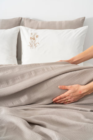 Amara Vizon Nakışlı Çift Kişilik %100 Pamuklu Nevresimli Pike Seti - 7 Parça Çeyiz Seti