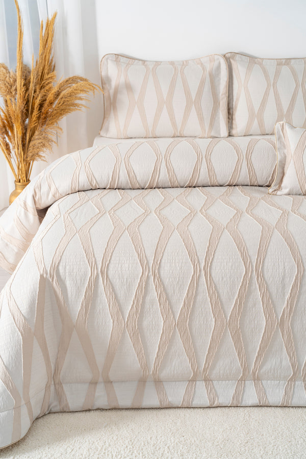 Carina Cappuccino Nakışlı Çift Kişilik Yatak Örtüsü Seti - 4 Parça Çeyiz Seti